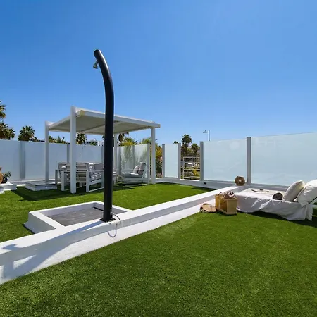 וילה Tharros, Solarium And Heated Pool *