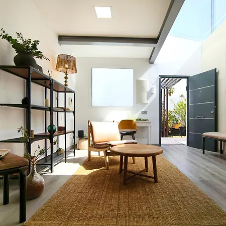 וילה Tharros, Solarium And Heated Pool *