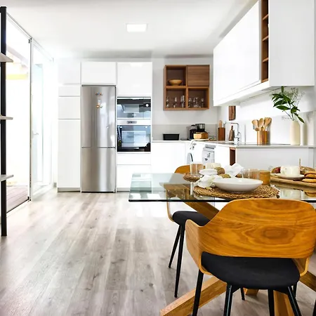 Tharros, Solarium And Heated Pool וילה *