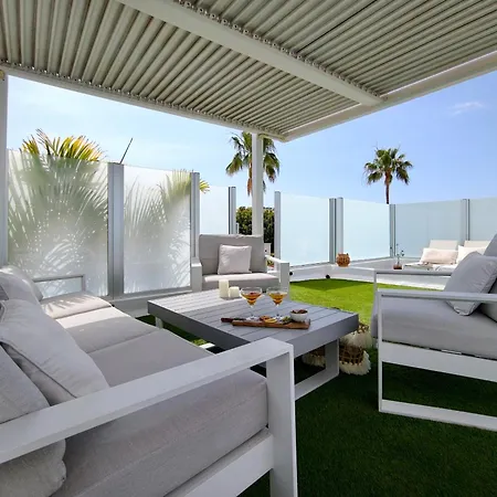 וילה Tharros, Solarium And Heated Pool *