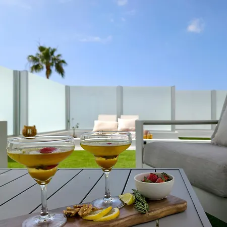 וילה Tharros, Solarium And Heated Pool מספאלומס